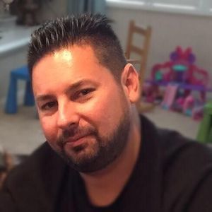 Meet your Posher, Daniel